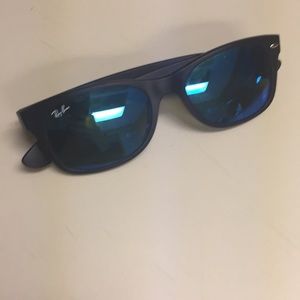 Auth Ray Ban wayfarers